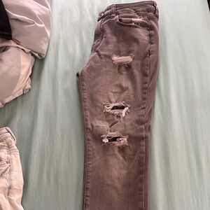 Aeropostale Distressed Skinny Jeans in Gray